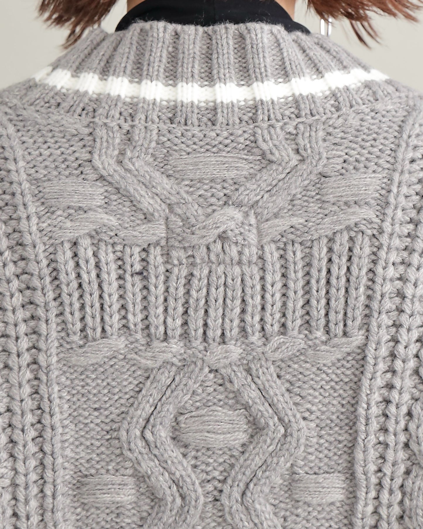 デニムスリーブ異素材ミックスケーブルニットカーディガン