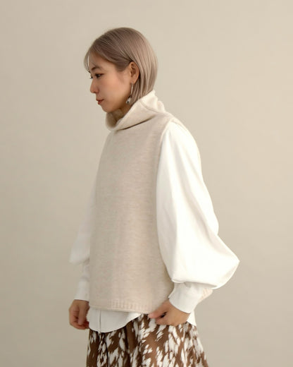 ソフトタッチハイネックレイヤードベスト