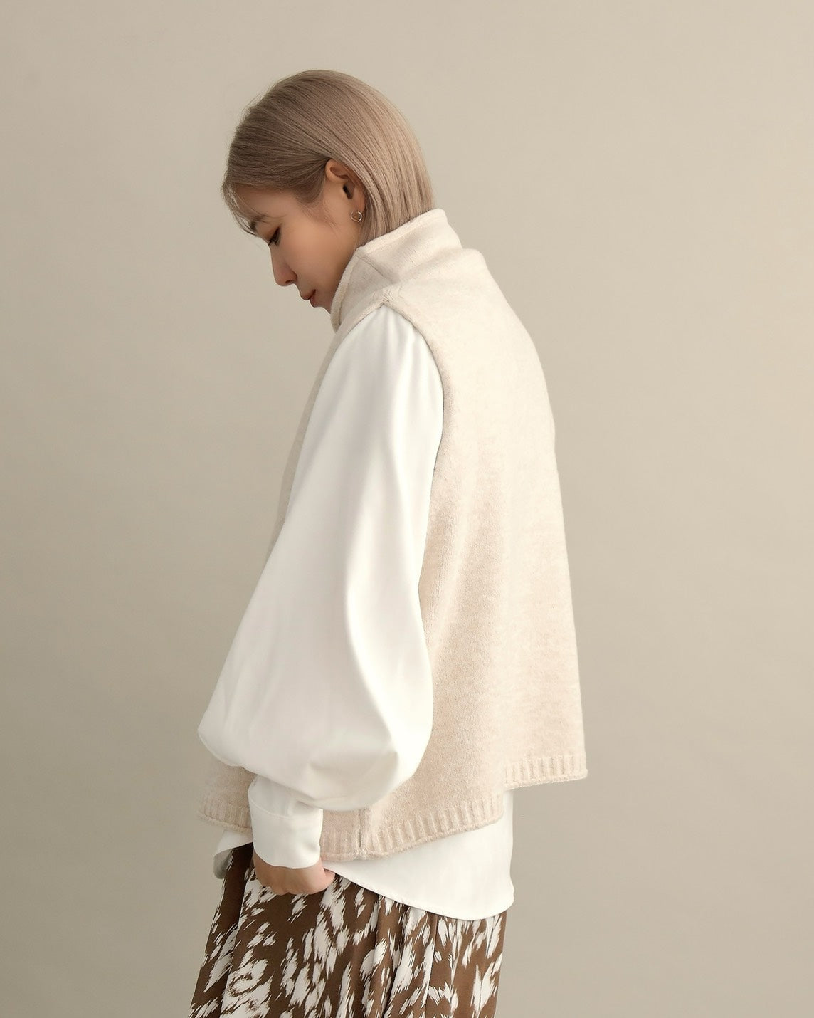 ソフトタッチハイネックレイヤードベスト