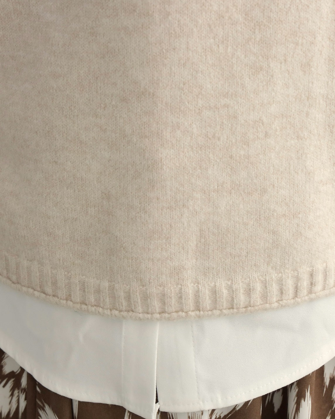 ソフトタッチハイネックレイヤードベスト