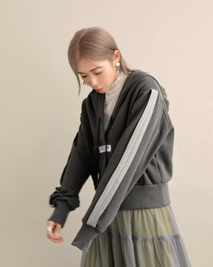 スリットスリーブ・ショートフーディー