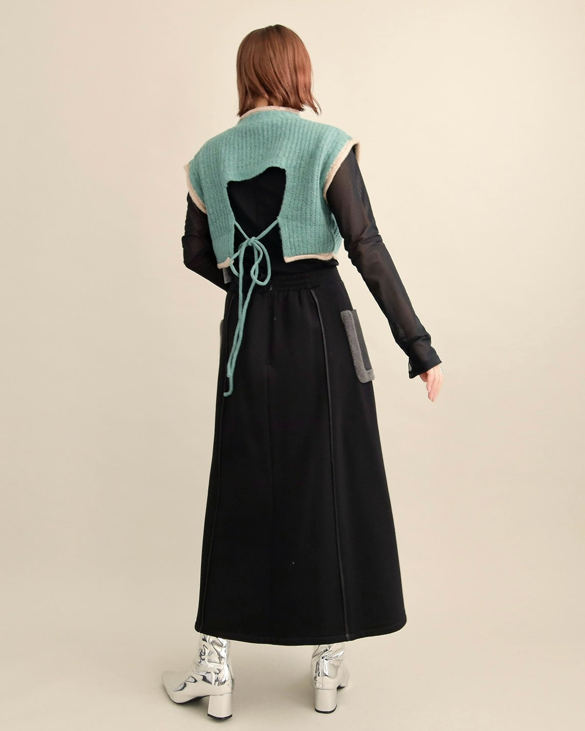 バックスリットニットショートジレ