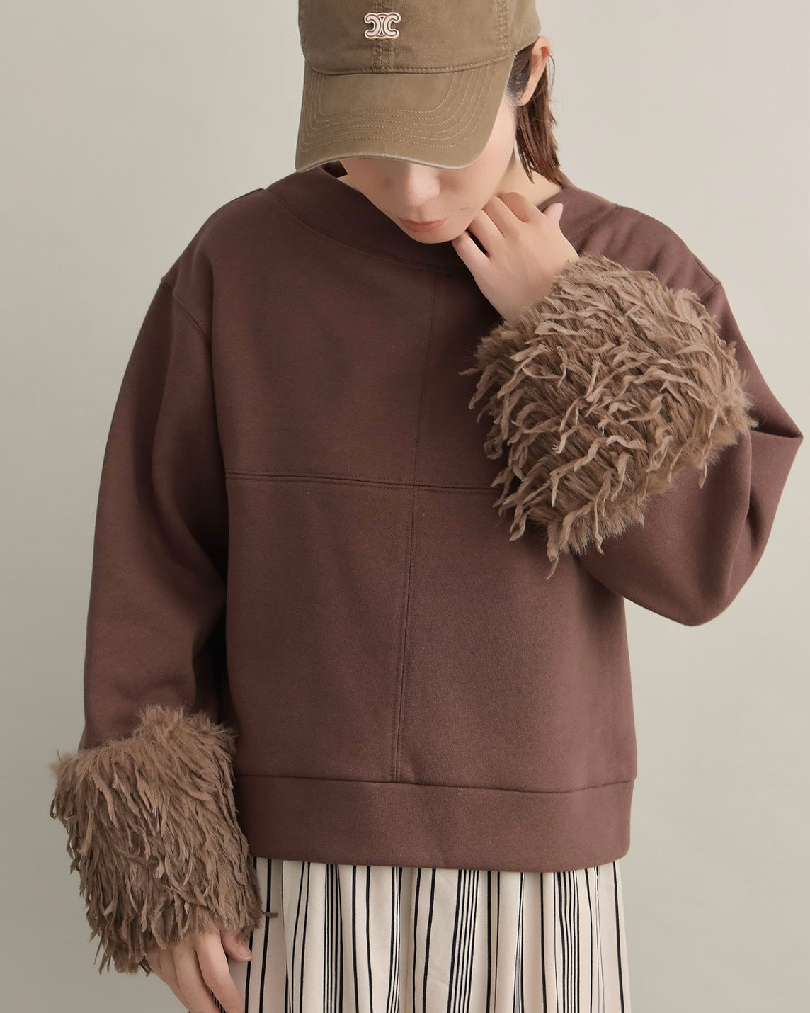 フリンジファースリーブ・スウェットプルオーバー