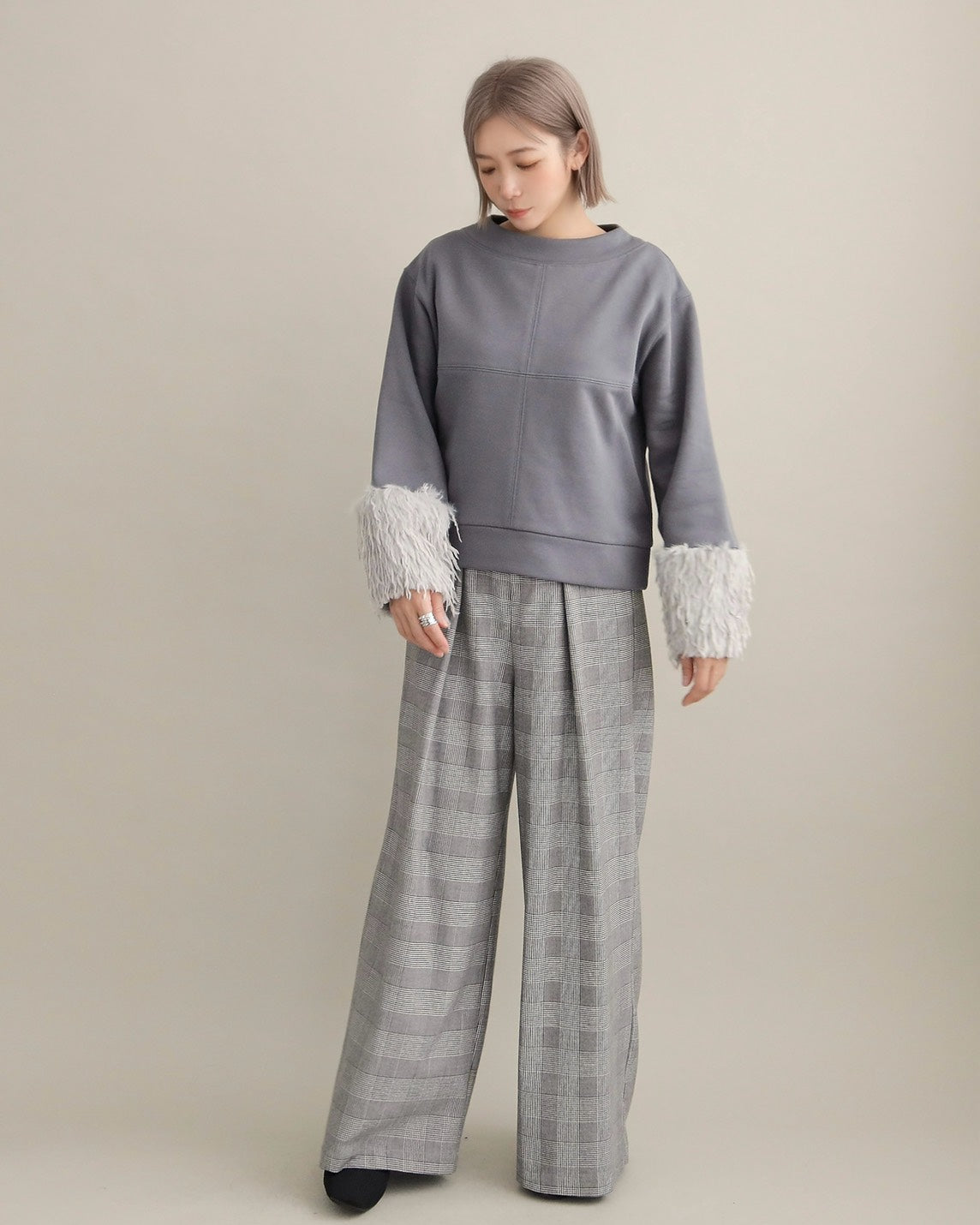 フリンジファースリーブ・スウェットプルオーバー