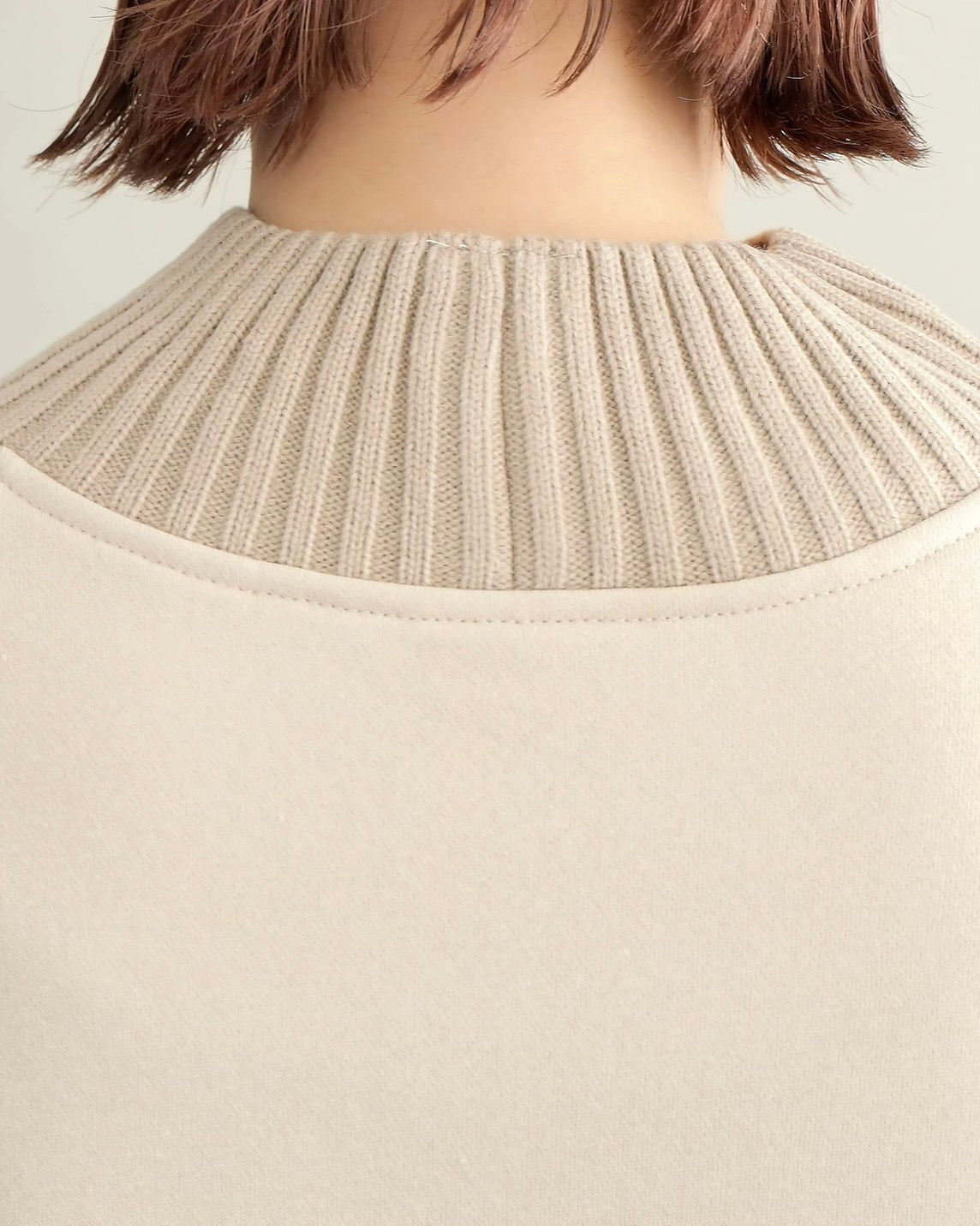 エコレザー×ボア切り替えベルトデザインプルオーバー