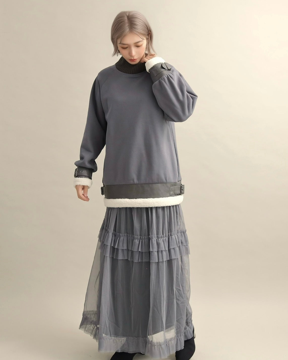 エコレザー×ボア切り替えベルトデザインプルオーバー