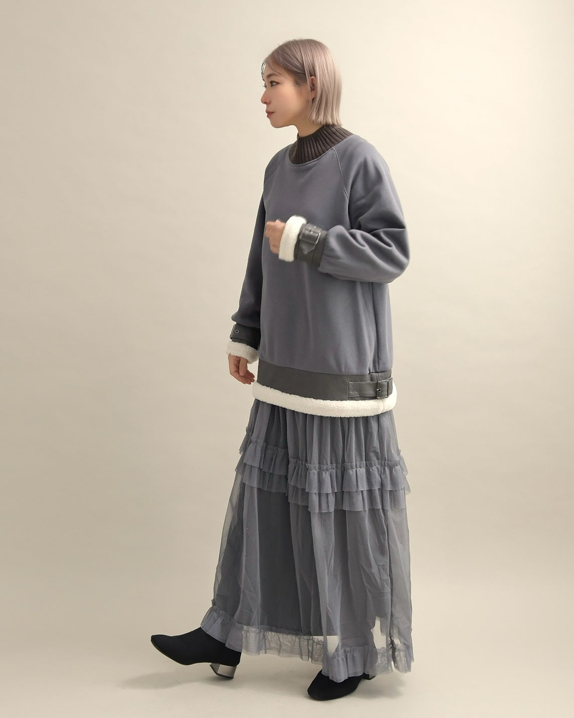 エコレザー×ボア切り替えベルトデザインプルオーバー