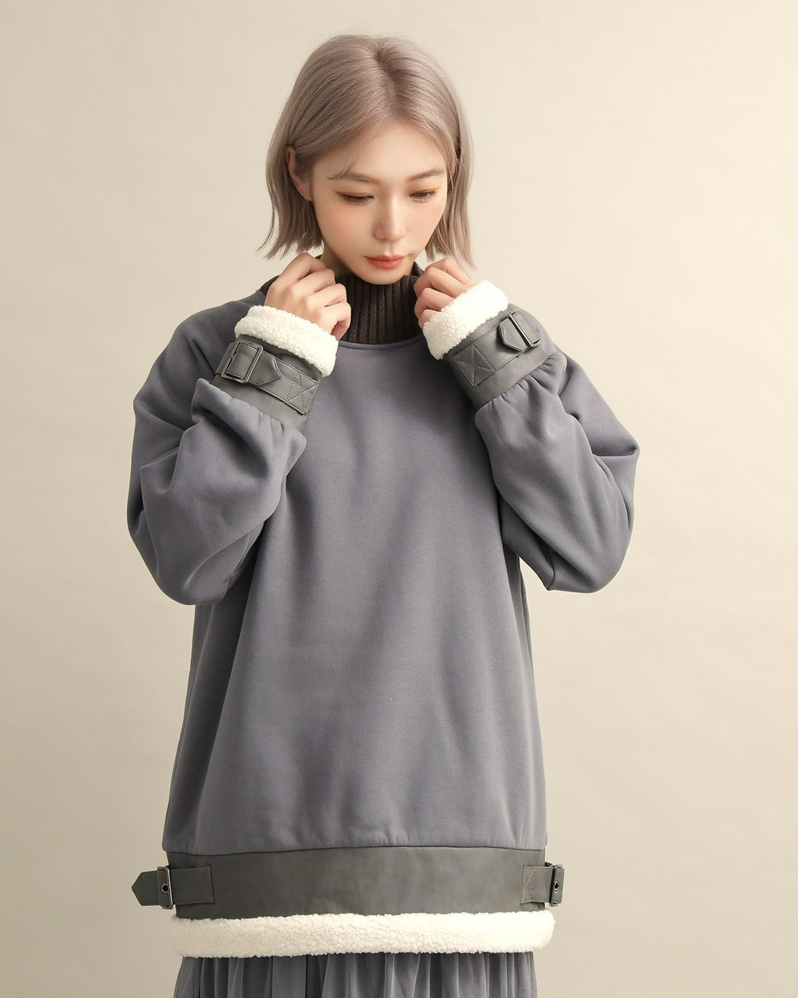 エコレザー×ボア切り替えベルトデザインプルオーバー