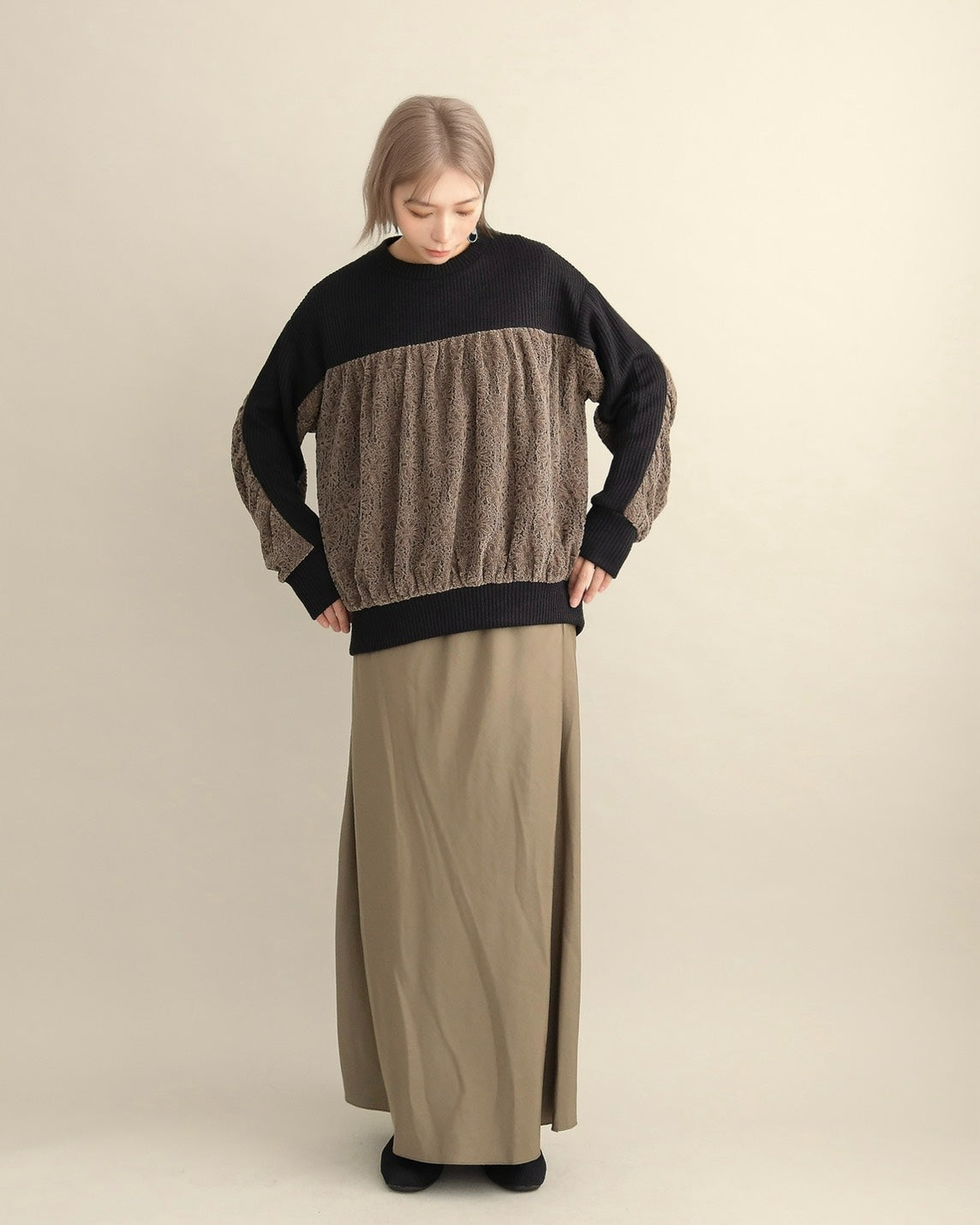 レース切り替えふんわりニットプルオーバー