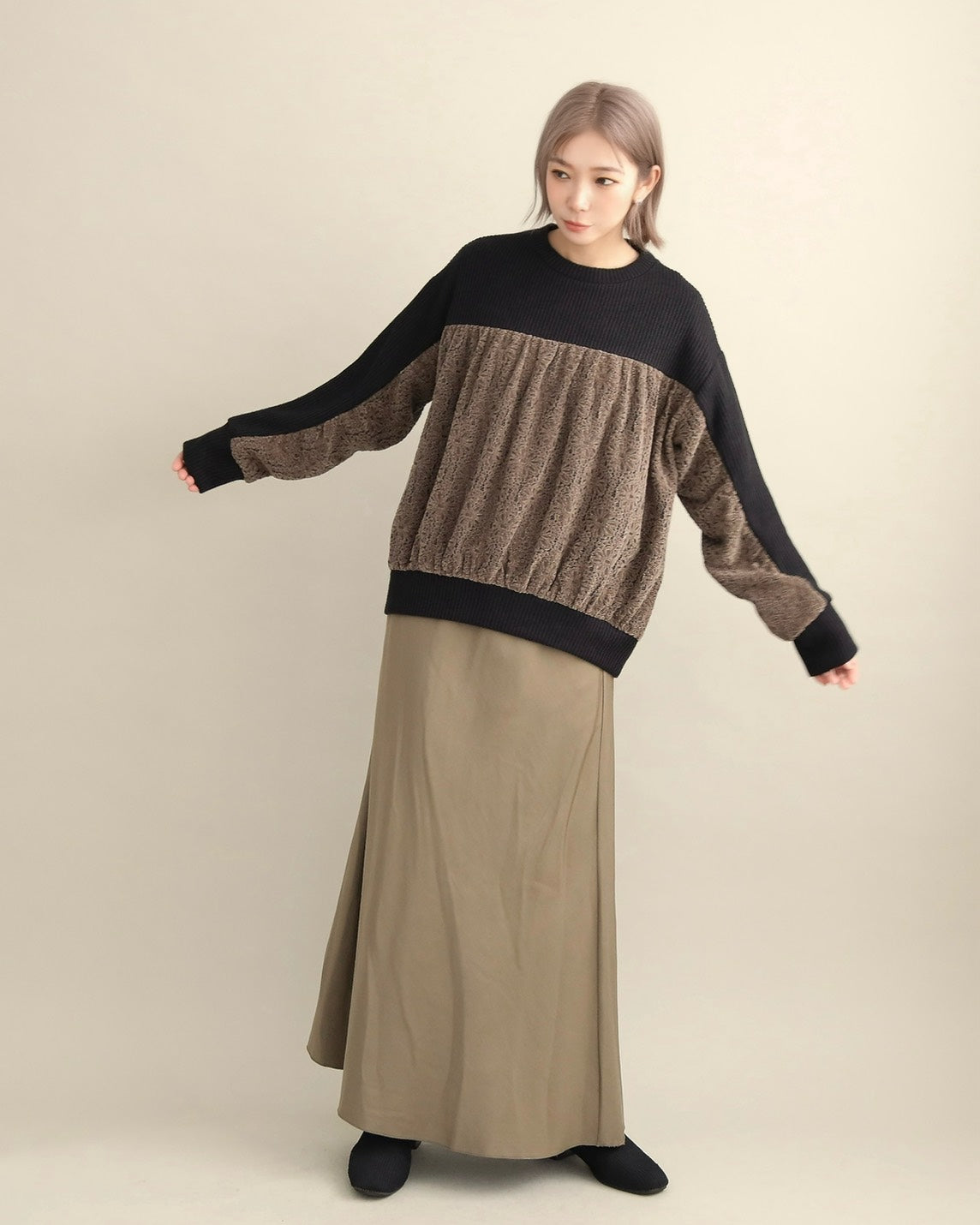 レース切り替えふんわりニットプルオーバー