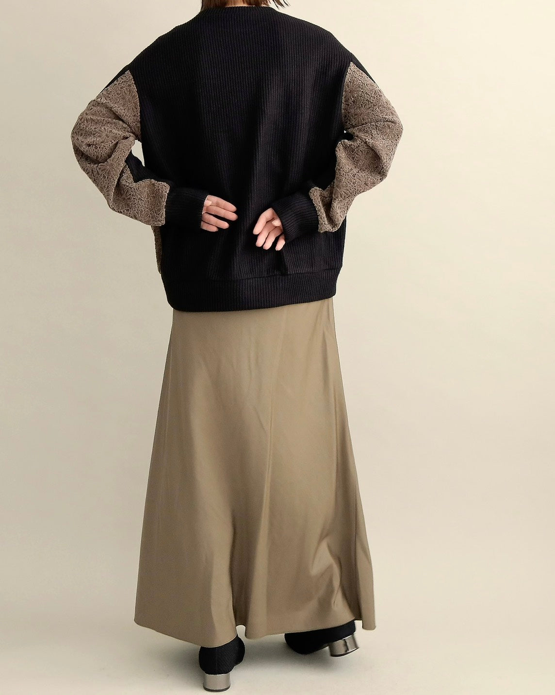 レース切り替えふんわりニットプルオーバー