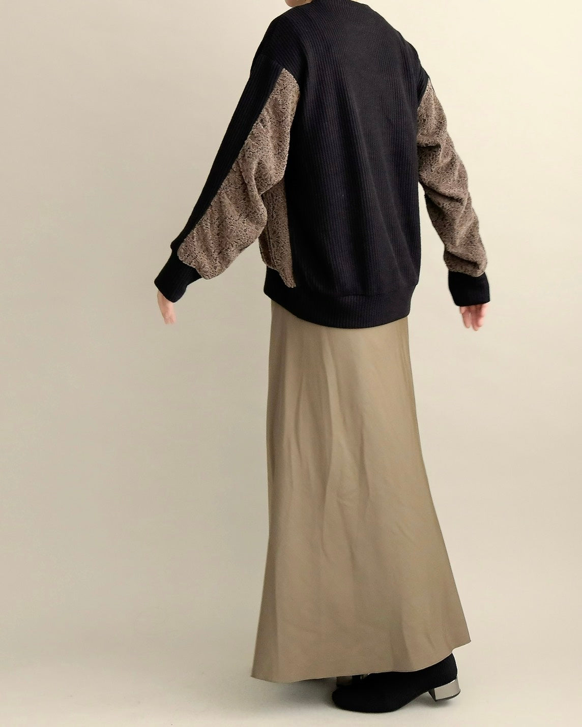 レース切り替えふんわりニットプルオーバー