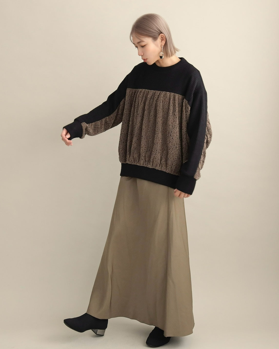 レース切り替えふんわりニットプルオーバー