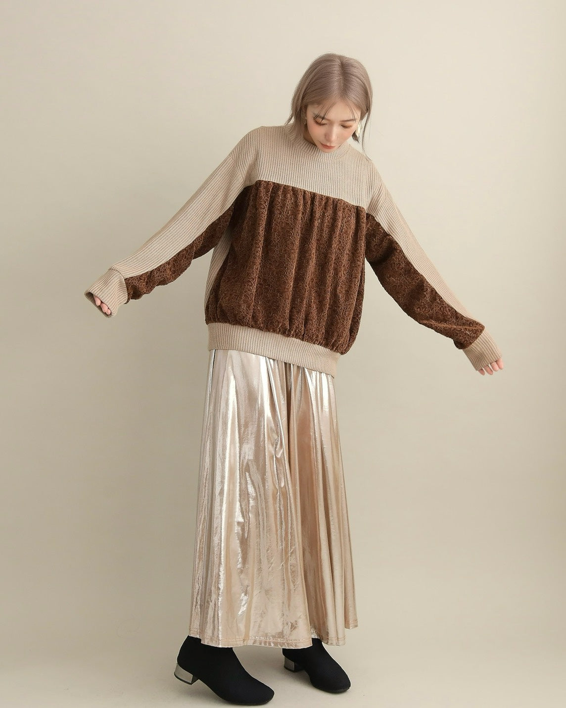 レース切り替えふんわりニットプルオーバー