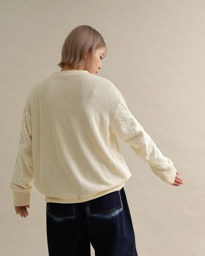 レース切り替えふんわりニットプルオーバー