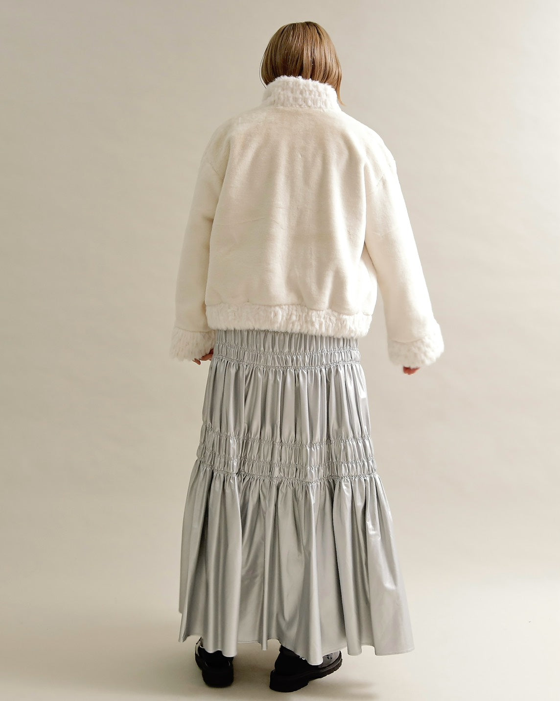 シャーリングティアードメタリックスカート