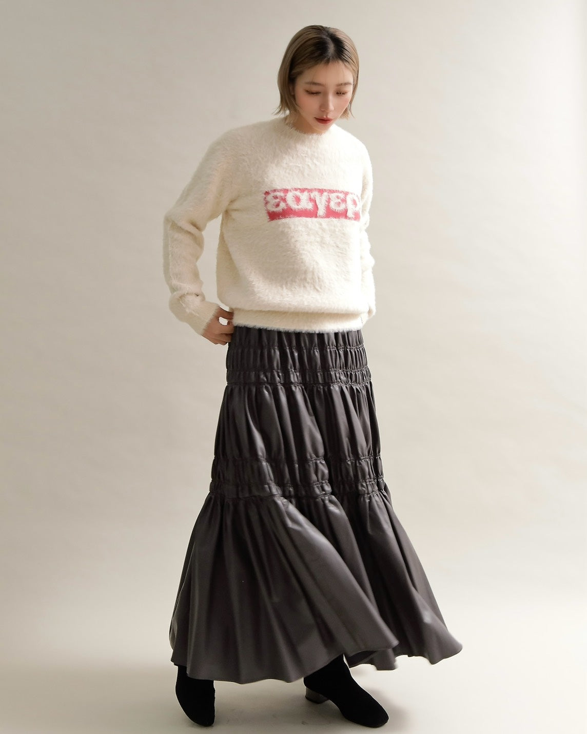 シャギーロゴニットプルオーバー