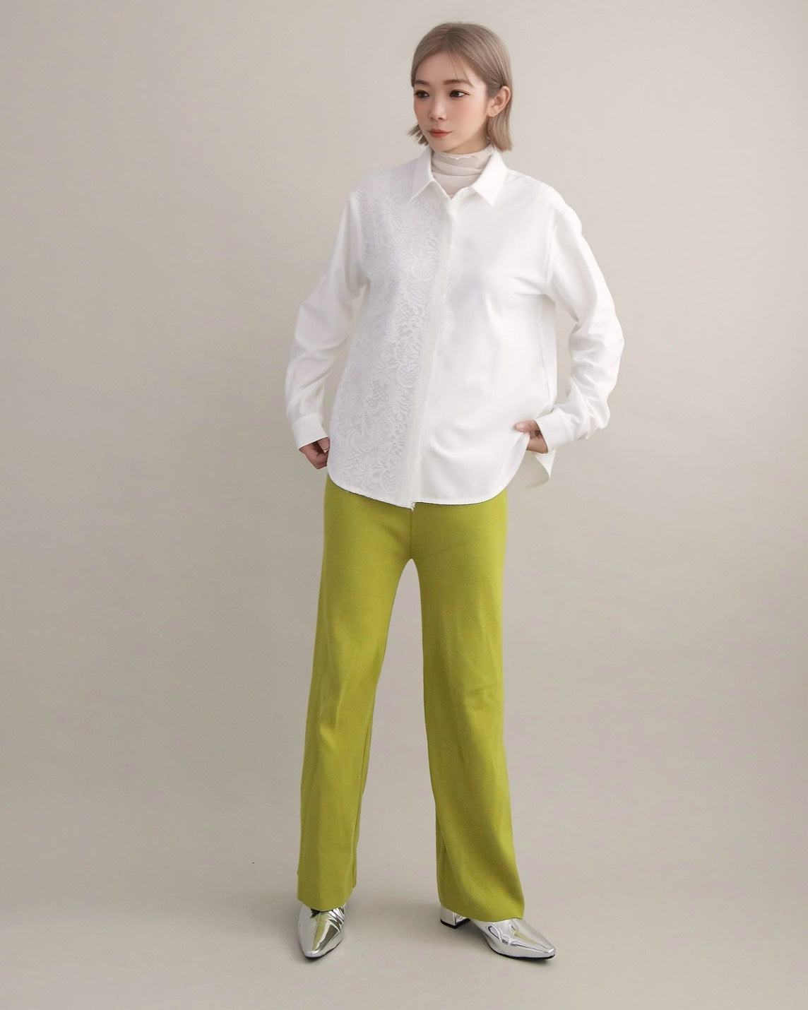 アシンメトリーレースシャツ