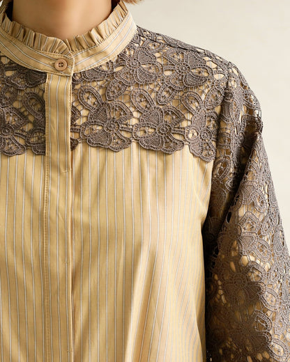 レースコンビ・スタンドカラーブラウス