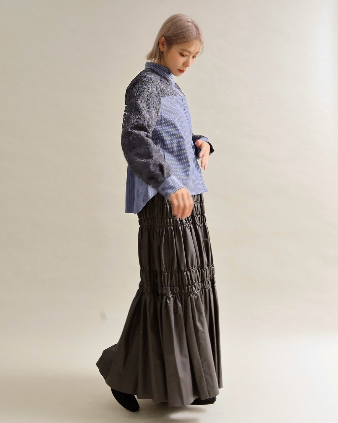 レースコンビ・スタンドカラーブラウス