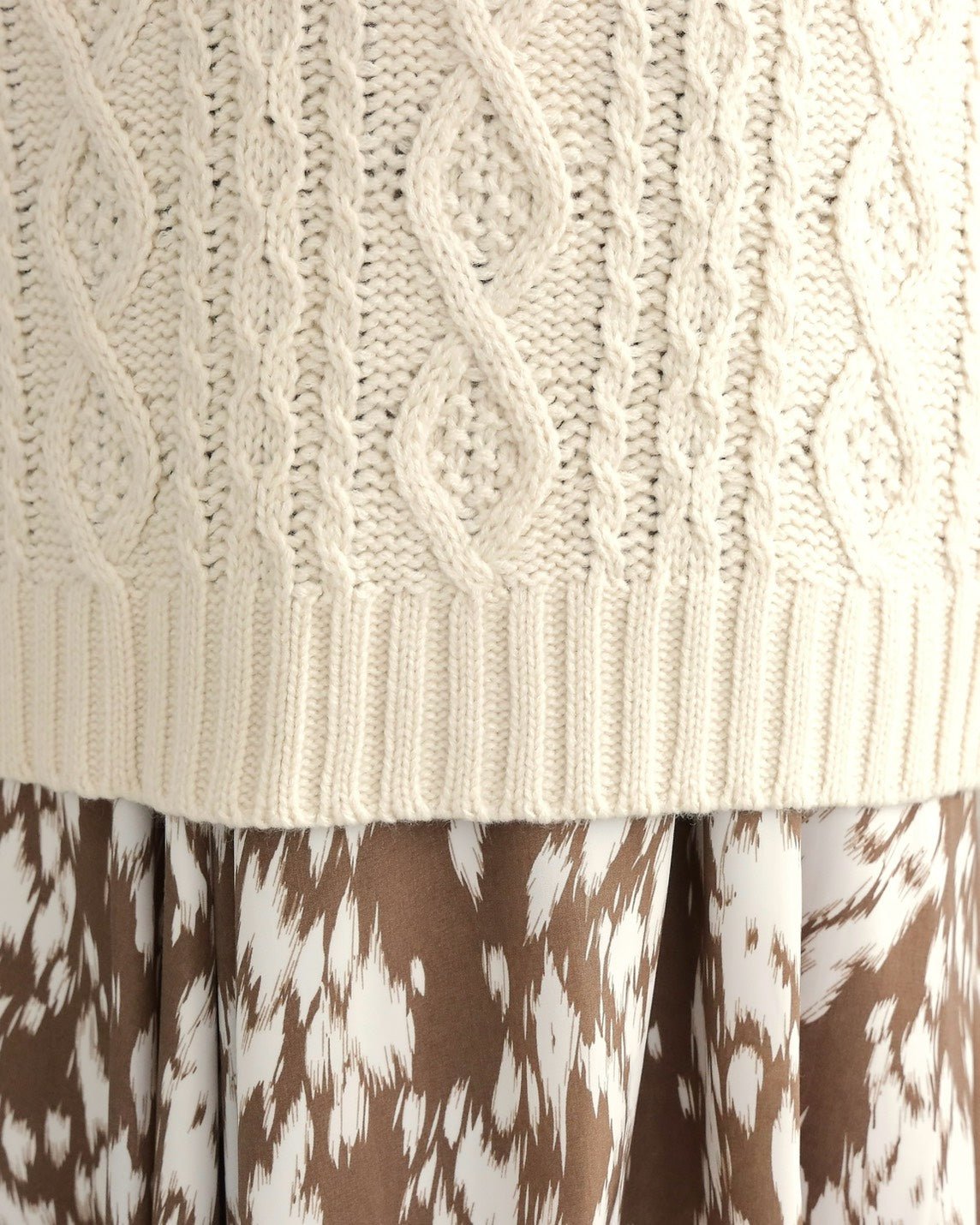 ケーブルニット切替フーディープルオーバー