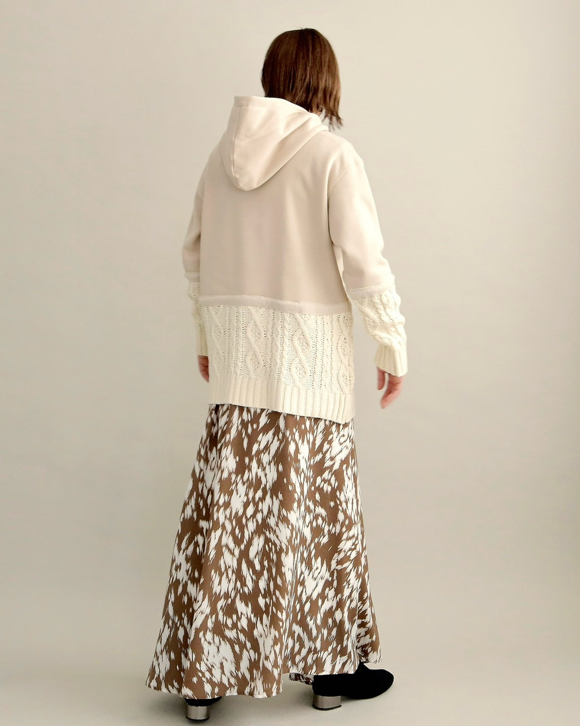 ケーブルニット切替フーディープルオーバー