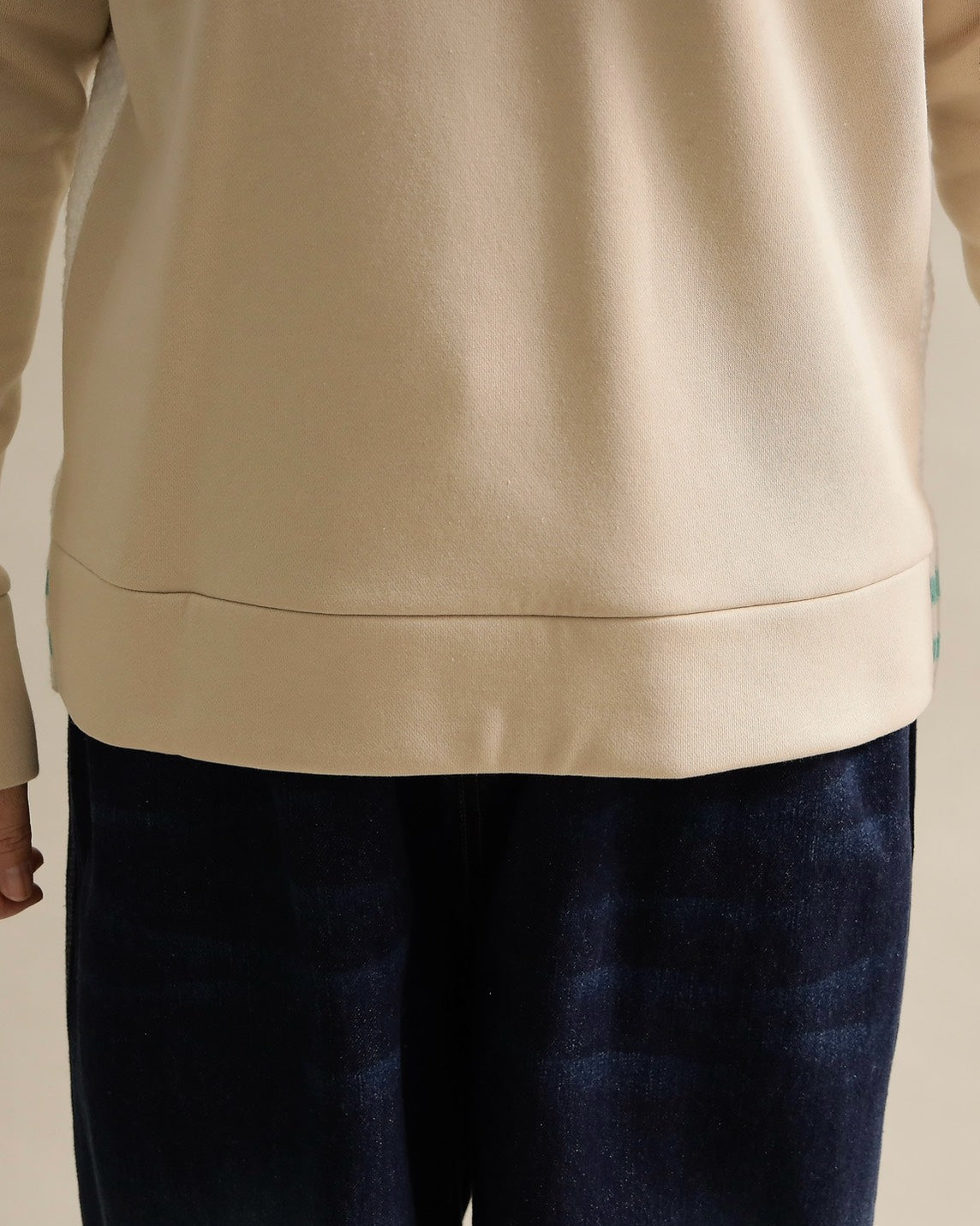 ケーブルスリーブプルオーバー