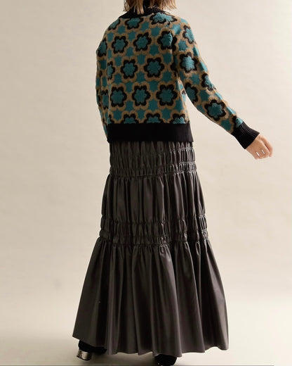 レトロフラワーハイネックニット