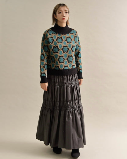 レトロフラワーハイネックニット