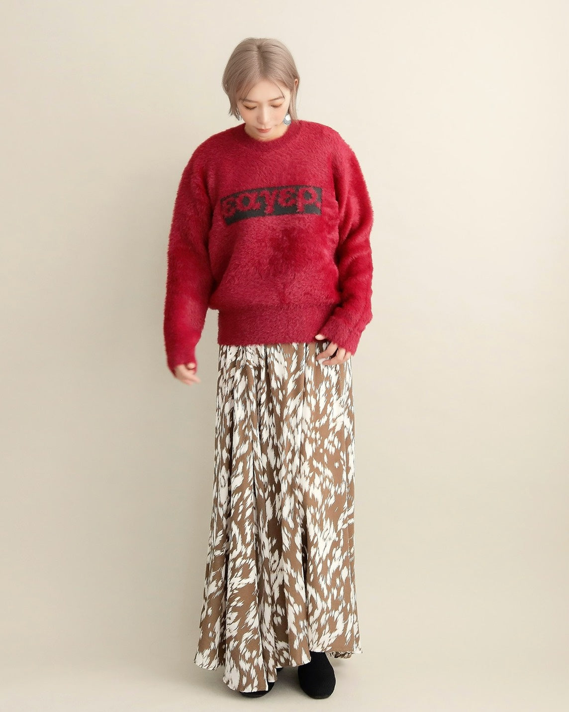 シャギーロゴニットプルオーバー