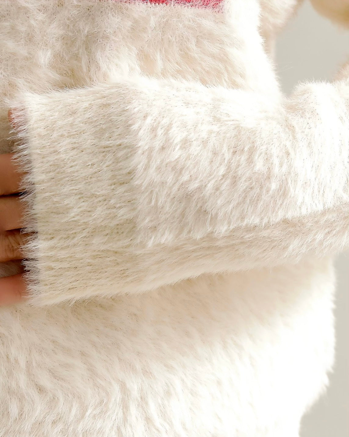 シャギーロゴニットプルオーバー