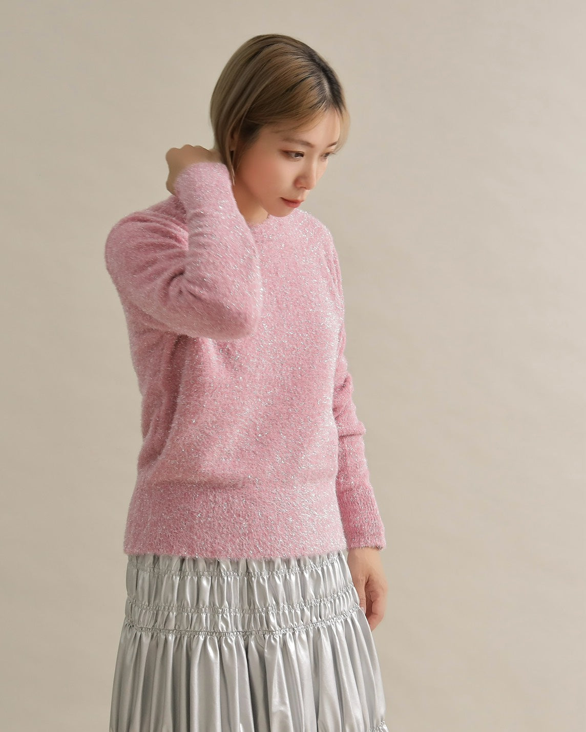 グリッターソフトクルーネックニット