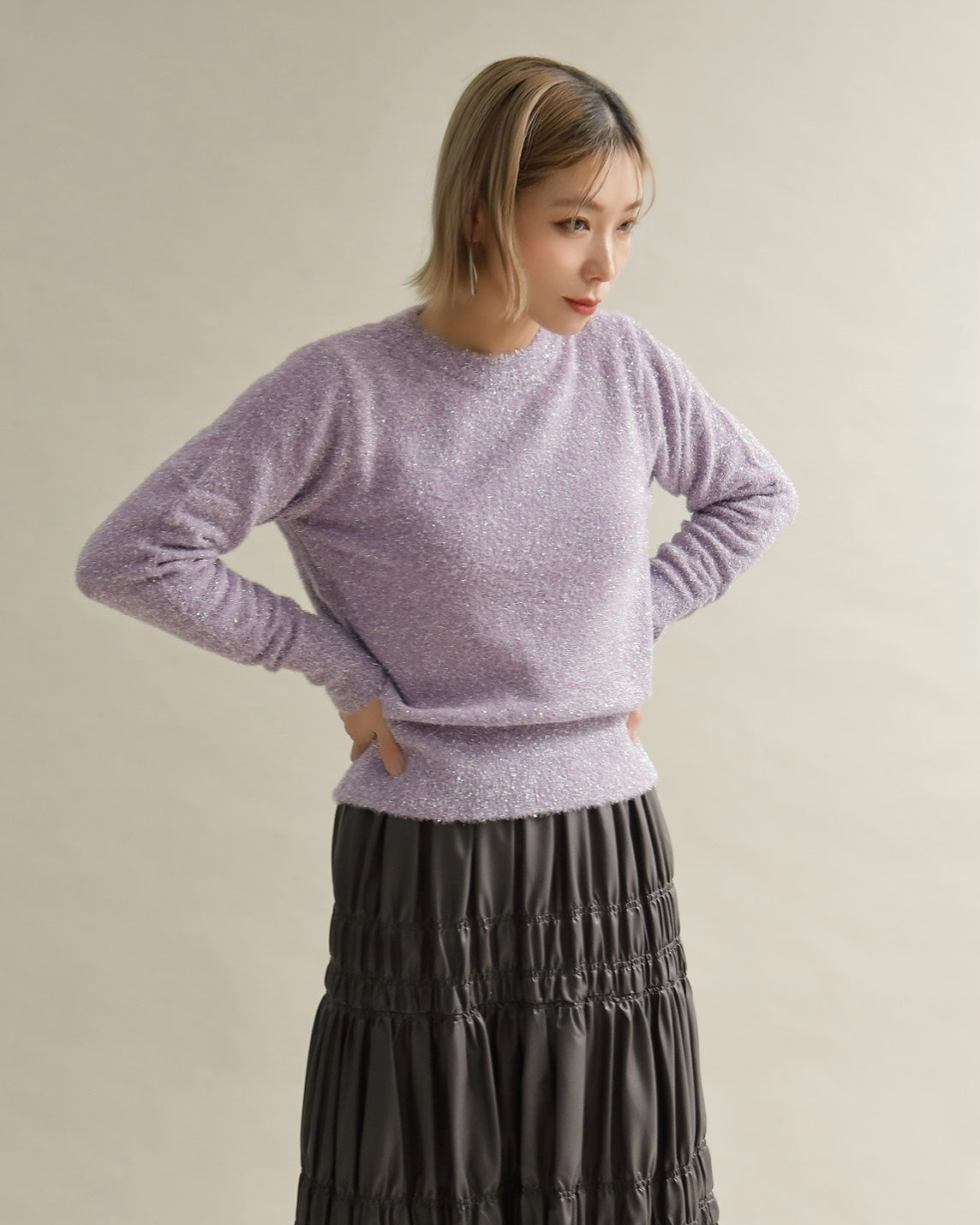 グリッターソフトクルーネックニット