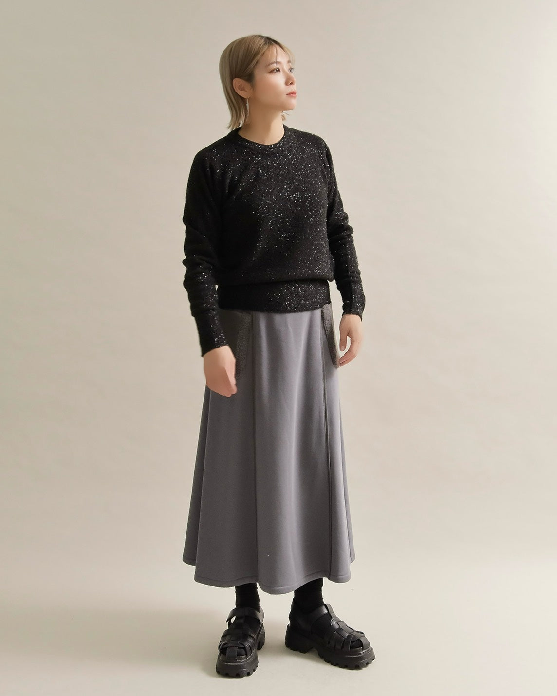 グリッターソフトクルーネックニット