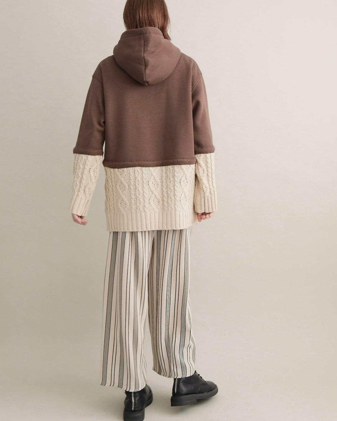 ケーブルニット切替フーディープルオーバー