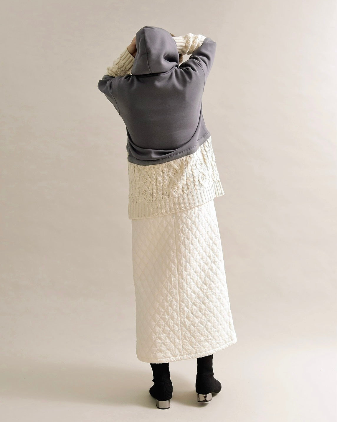 ケーブルニット切替フーディープルオーバー